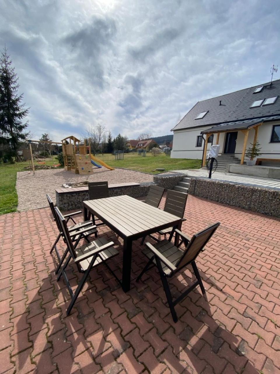 Sanky Apartmany Liberec Exterior foto